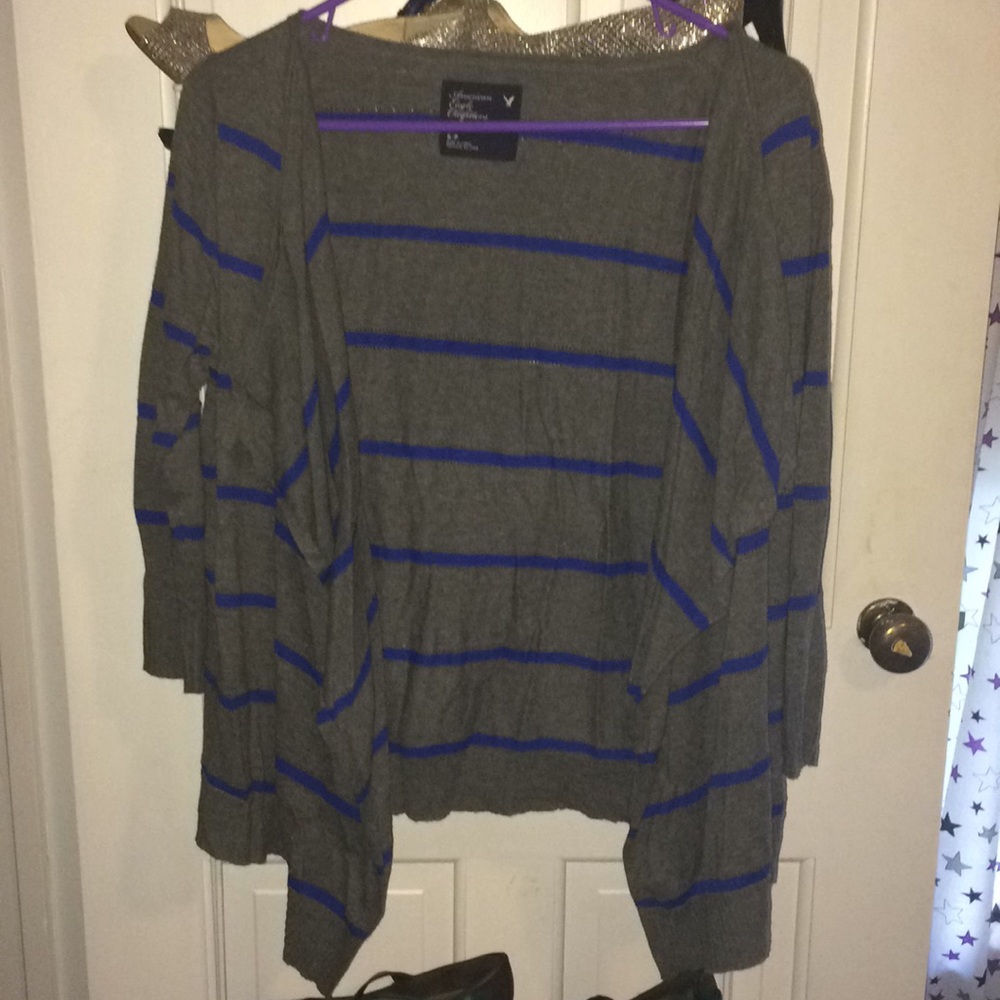 American Eagle cardigan